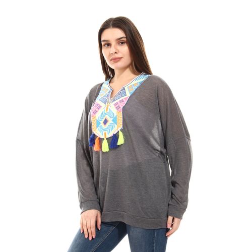 knitted-Arabian-style-aplique-sweatshirt-Grey.jpg