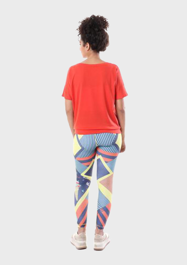 Set Of Doe Sports Legging And T-shirt - Abstract Pattern