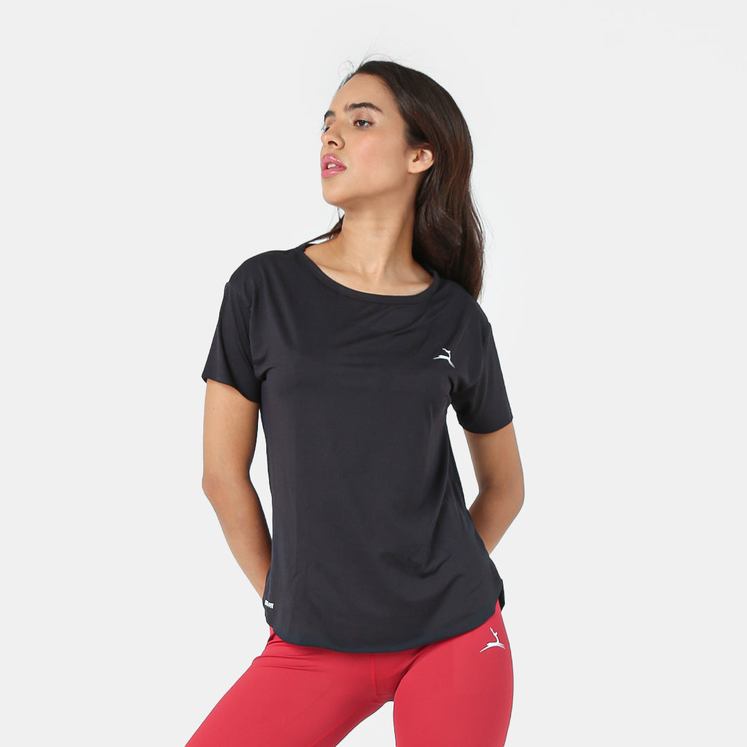 Basic-lightweight-short-sleeved-T-shirt.jpg