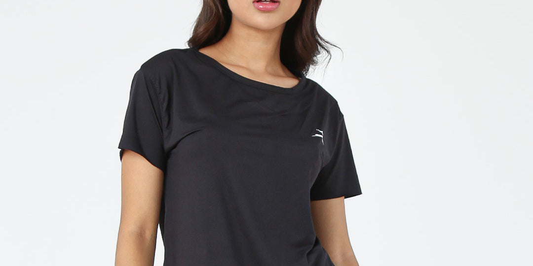 Basic-lightweight-short-sleeved-T-shirt.jpg