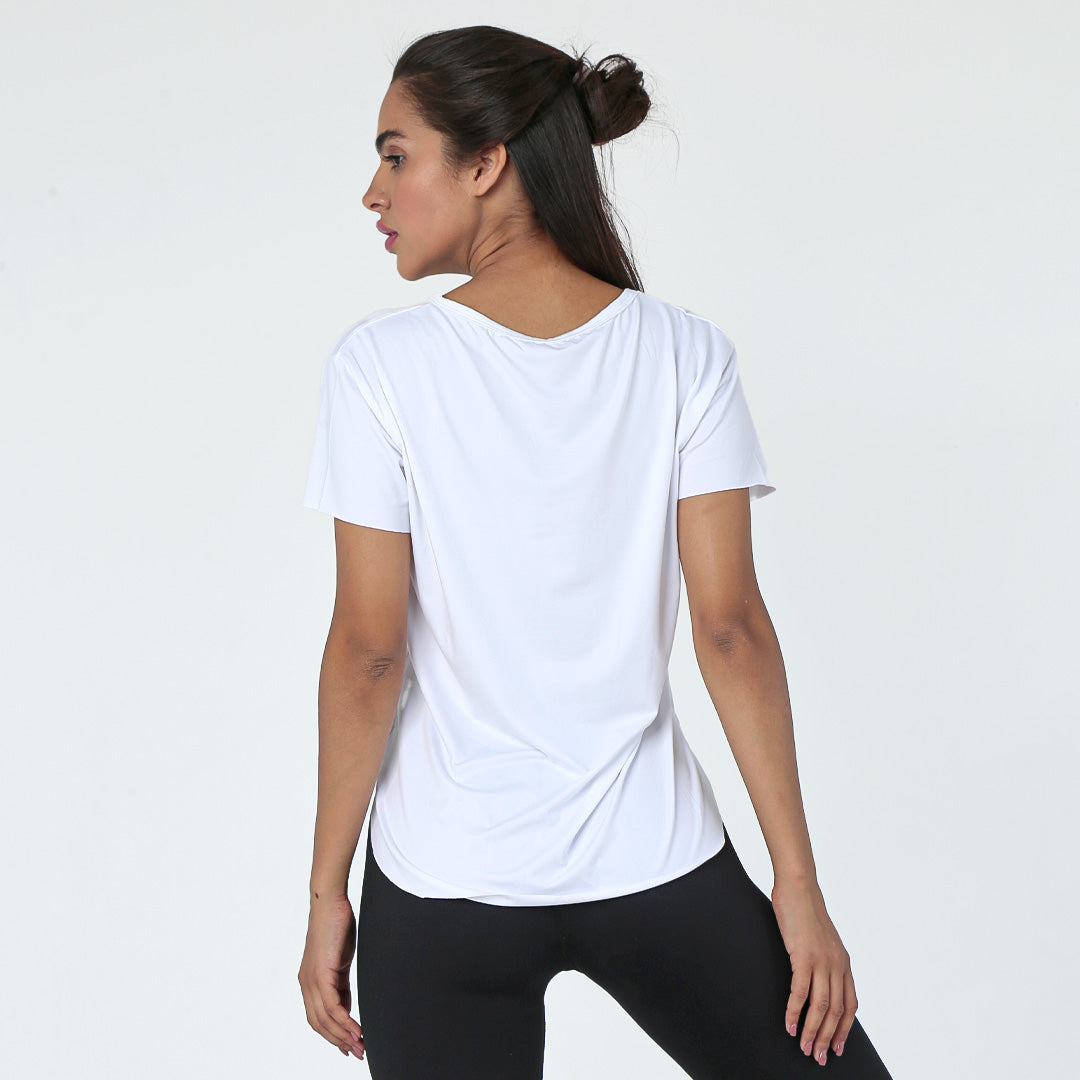 Basic-lightweight-short-sleeved-T-shirt.jpg