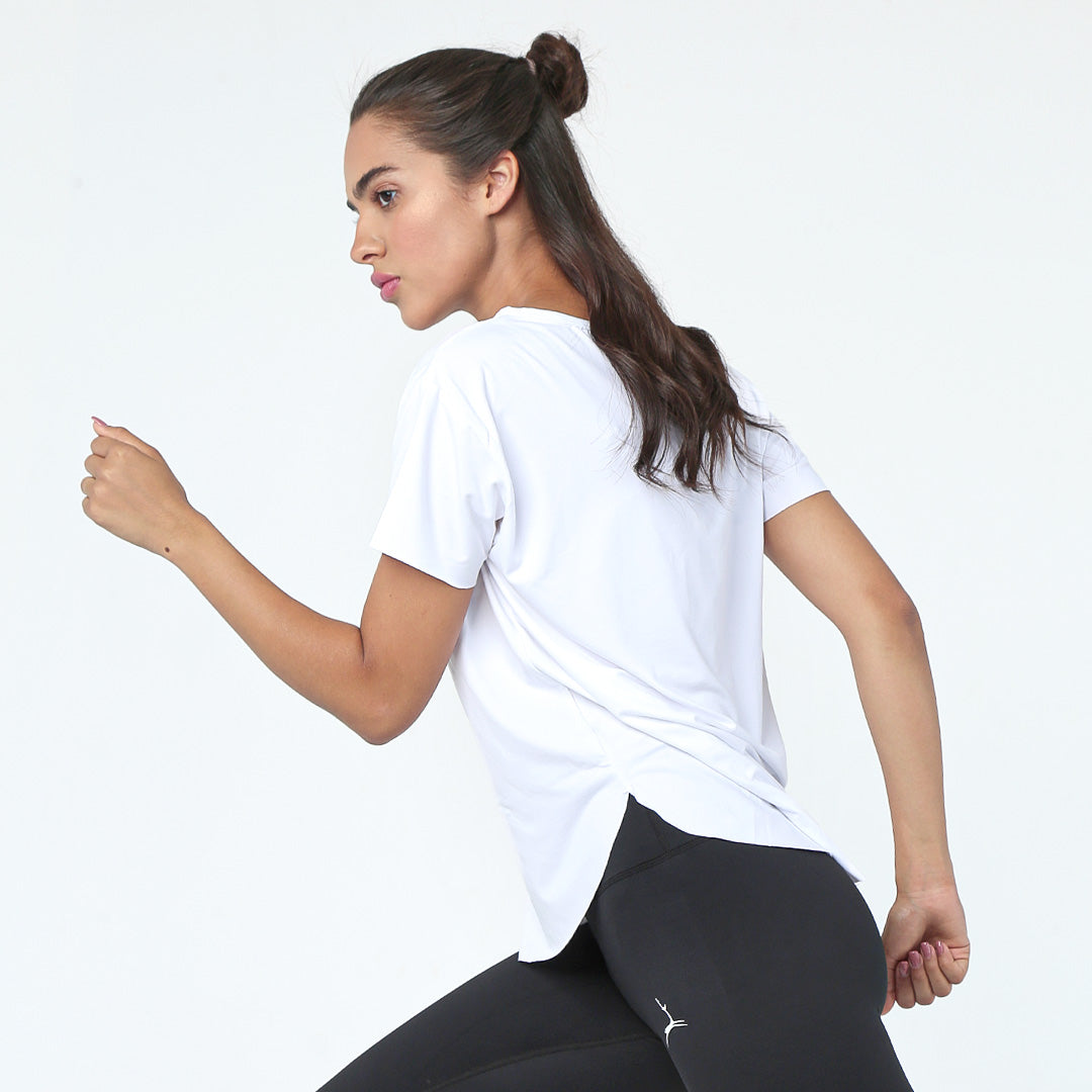 Basic-lightweight-short-sleeved-T-shirt.jpg