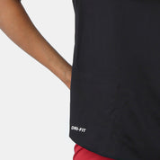 Basic-lightweight-short-sleeved-T-shirt.jpg