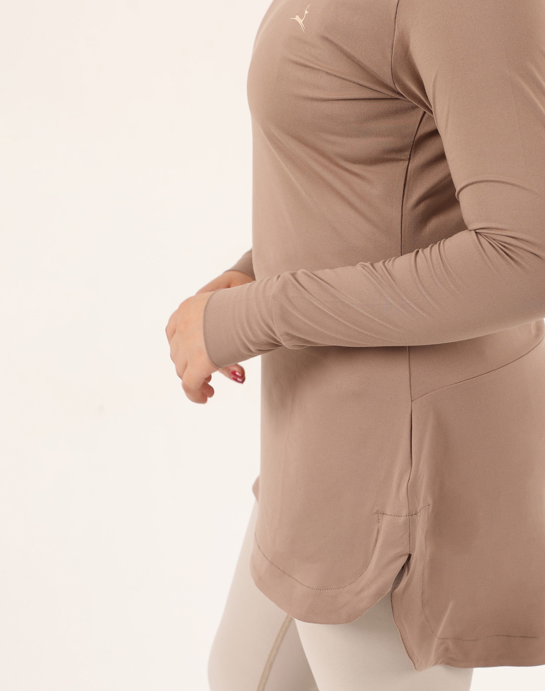 Brown Doe Modest Flow Top — full coverage women's training top