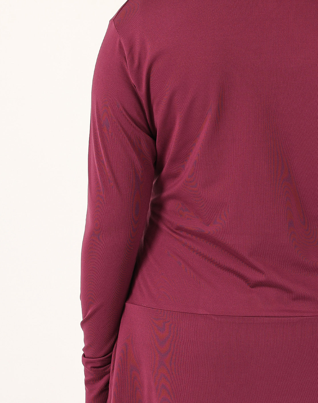 Close-up back detail of burgundy Doe Modest Flow Top