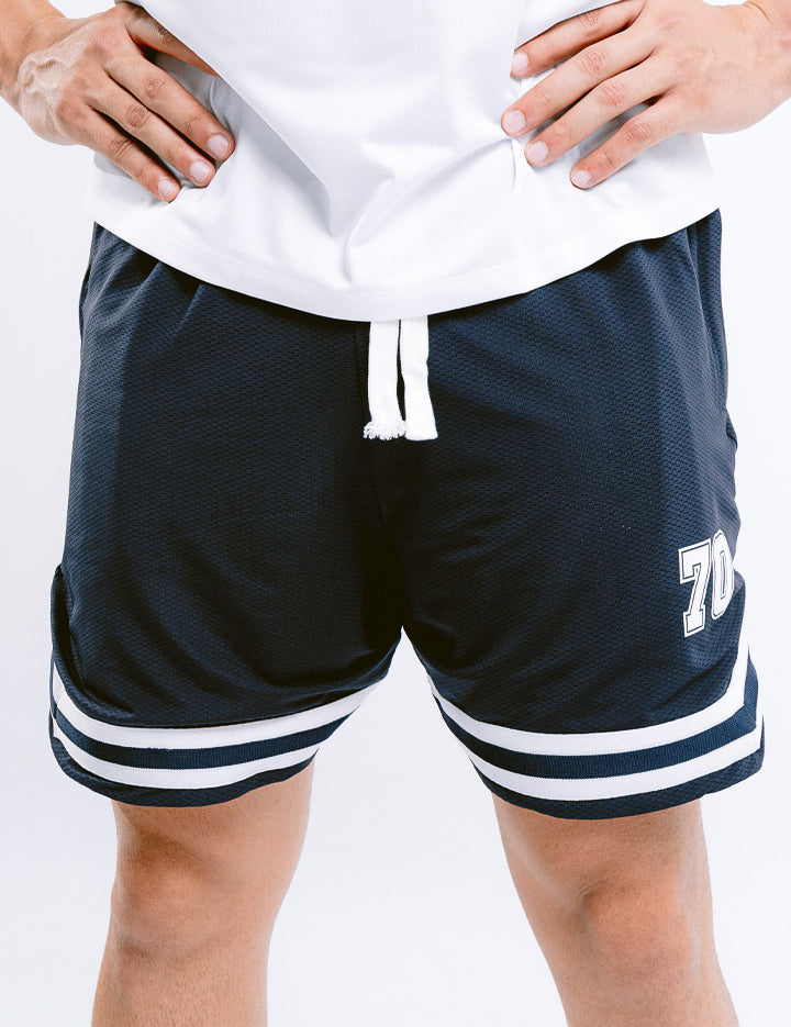 court70navyshorts_cb91b212-23fb-4305-b1c5-a80ecdd1727c.jpg