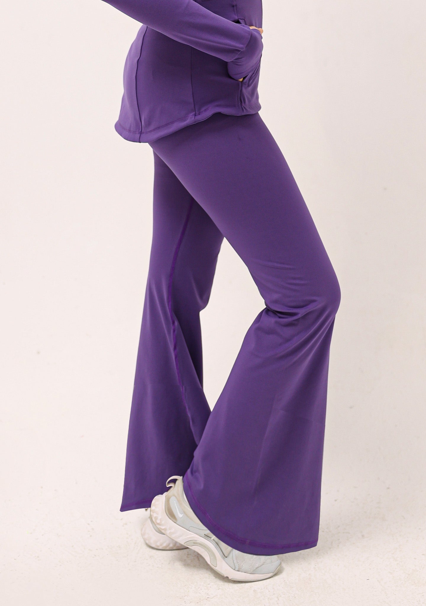 Doe ToneTwo™ Flare Pants