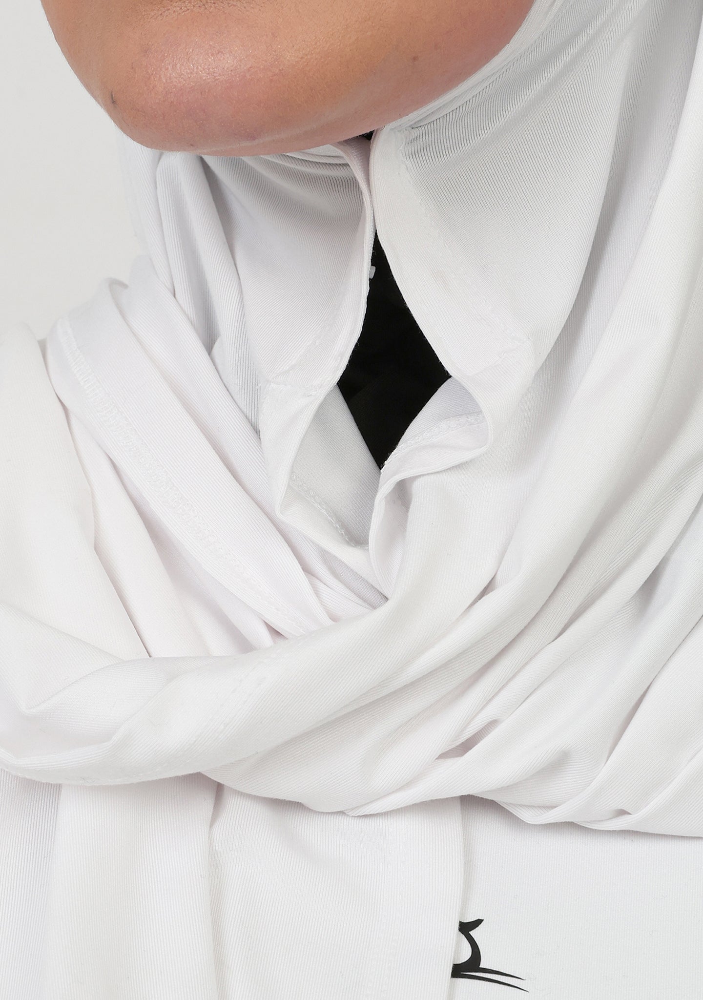 Doe Adjustable Sports Hijab Scarf